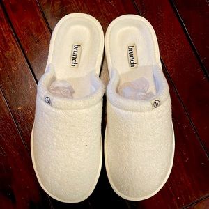 Brand new never worn BRUNCH slippers